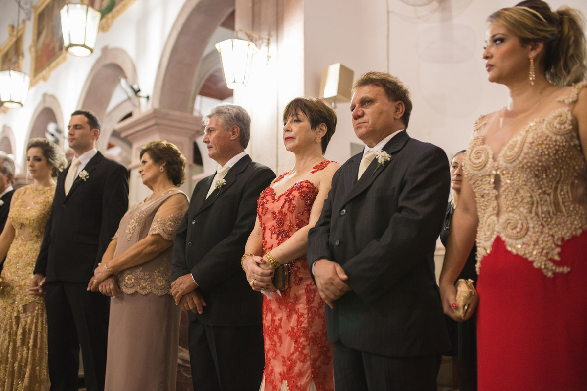 Casamento igreja, casamento interior de são paulo, são joão da boa vista matriz, cerimonia emocionante, fotos com emoção, fotos com sentimento, fotografia de momentos, momentos especiais, decoração de igrej