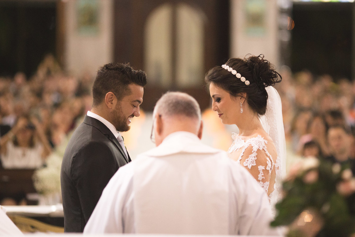 Casamento igreja, casamento interior de são paulo, são joão da boa vista matriz, cerimonia emocionante, fotos com emoção, fotos com sentimento, fotografia de momentos, momentos especiais, decoração de igrej