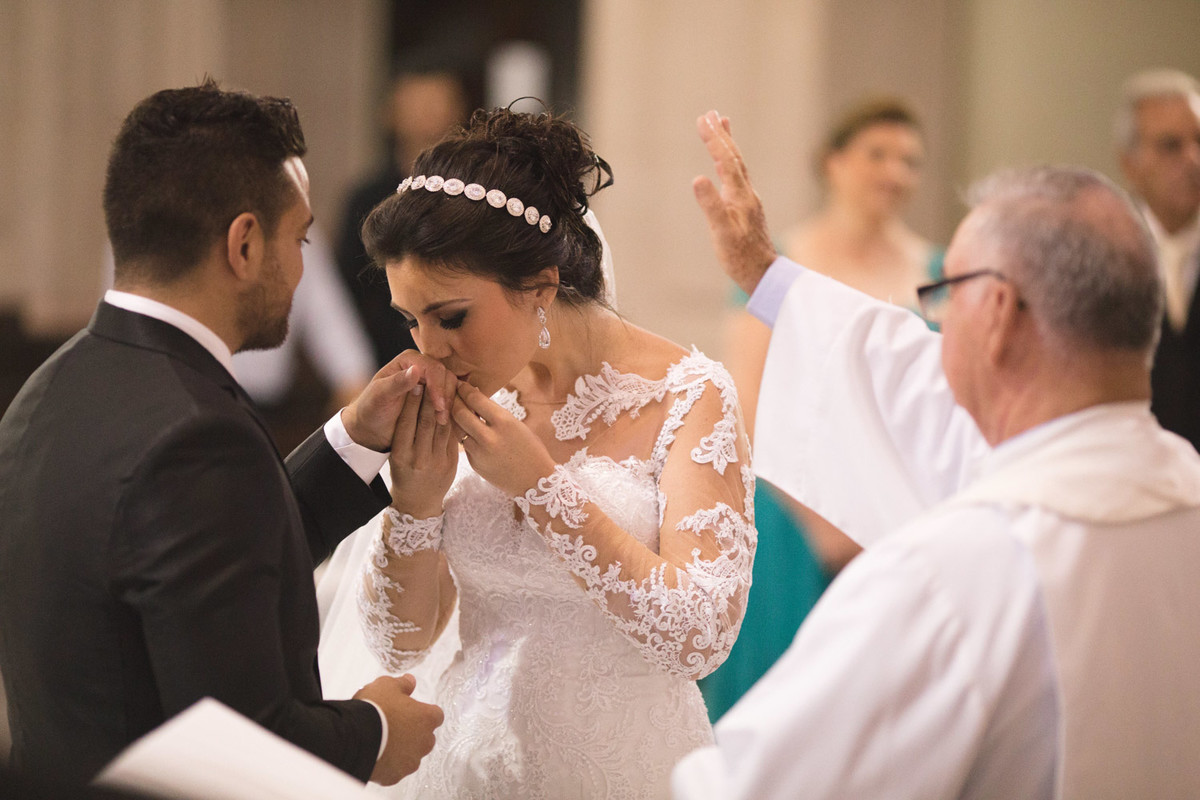 Casamento igreja, casamento interior de são paulo, são joão da boa vista matriz, cerimonia emocionante, fotos com emoção, fotos com sentimento, fotografia de momentos, momentos especiais, decoração de igrej