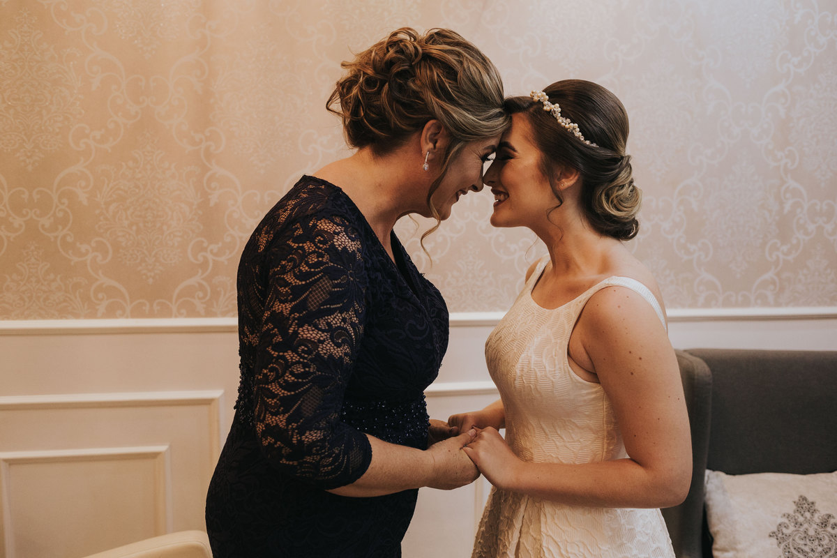 Casamento Paula e ivan, paulinha e ivan, casamento em campinas, casamento em valinhos via appia eventos, making of cris gata cambui, rafael serra fotografia e cinema