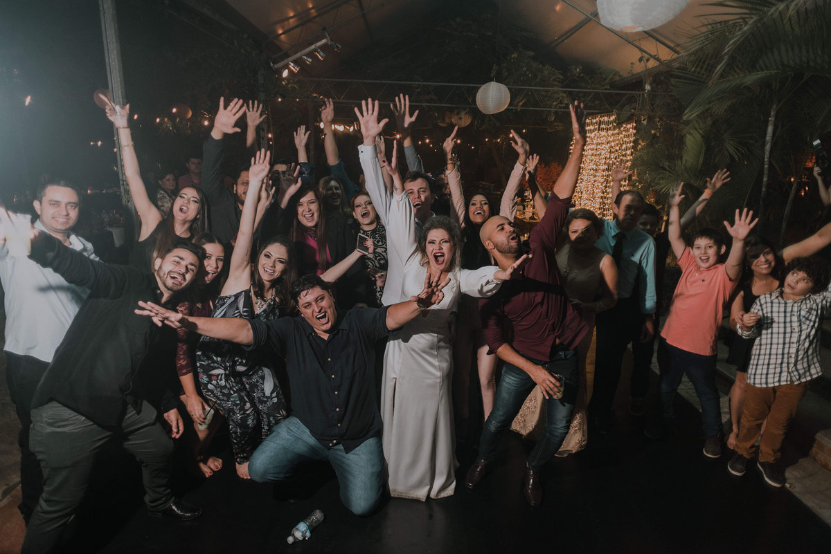 Casamento de Lucas e carol, espaço floriada holambra, making of dos noivos no hotel first look view casamento alternativo, estilo rustico, estilo industrial, fotografo de casamentos em mogi guaçu e região de campinas, rafael serra fotografia e cinema