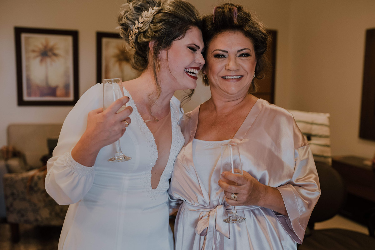 Casamento de Lucas e carol, espaço floriada holambra, making of dos noivos no hotel first look view casamento alternativo, estilo rustico, estilo industrial, fotografo de casamentos em mogi guaçu e região de campinas, rafael serra fotografia e cinema