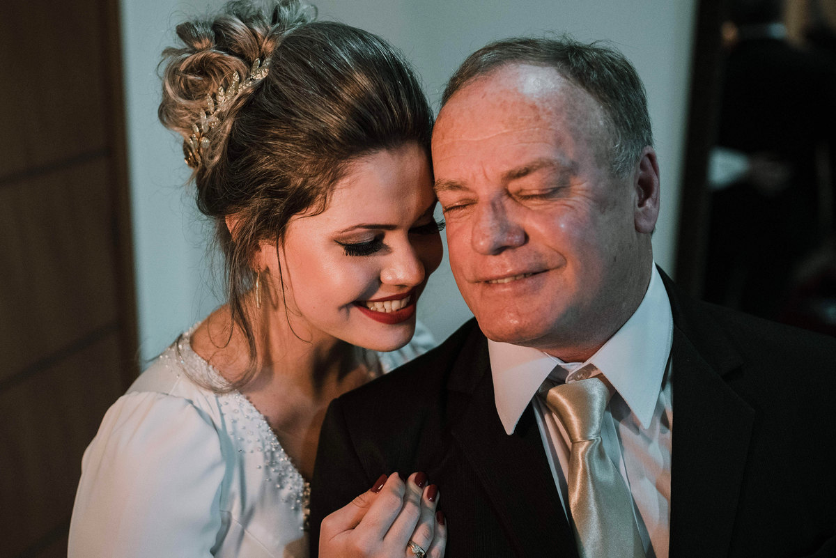 Casamento de Lucas e carol, espaço floriada holambra, making of dos noivos no hotel first look view casamento alternativo, estilo rustico, estilo industrial, fotografo de casamentos em mogi guaçu e região de campinas, rafael serra fotografia e cinema