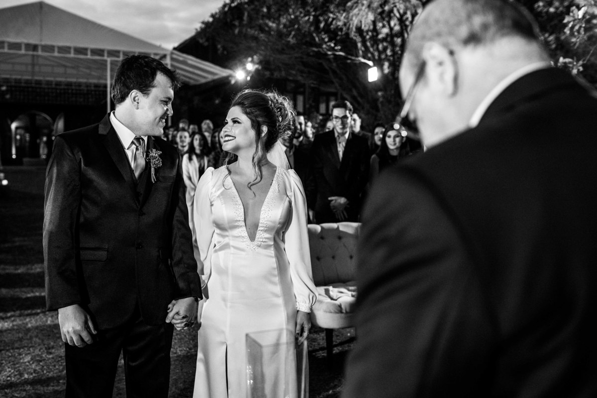 Casamento de Lucas e carol, espaço floriada holambra, making of dos noivos no hotel first look view casamento alternativo, estilo rustico, estilo industrial, fotografo de casamentos em mogi guaçu e região de campinas, rafael serra fotografia e cinema