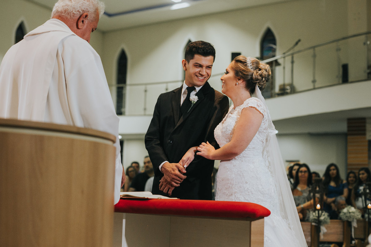 Casamento Mariana e Gustavo, Mari e Gu, casamento na igreja, ceramica club mogi guaçu, rafael serra fotografia e cinema rafael serra fotografo em mogi guaçu e região de campinas