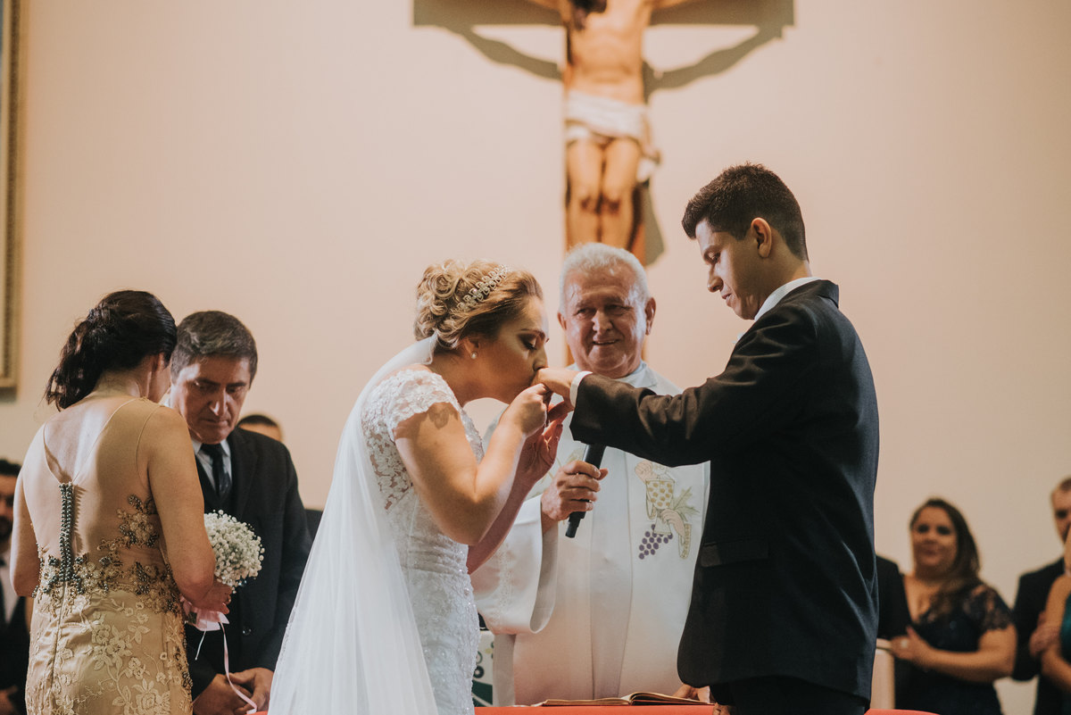 Casamento Mariana e Gustavo, Mari e Gu, casamento na igreja, ceramica club mogi guaçu, rafael serra fotografia e cinema rafael serra fotografo em mogi guaçu e região de campinas
