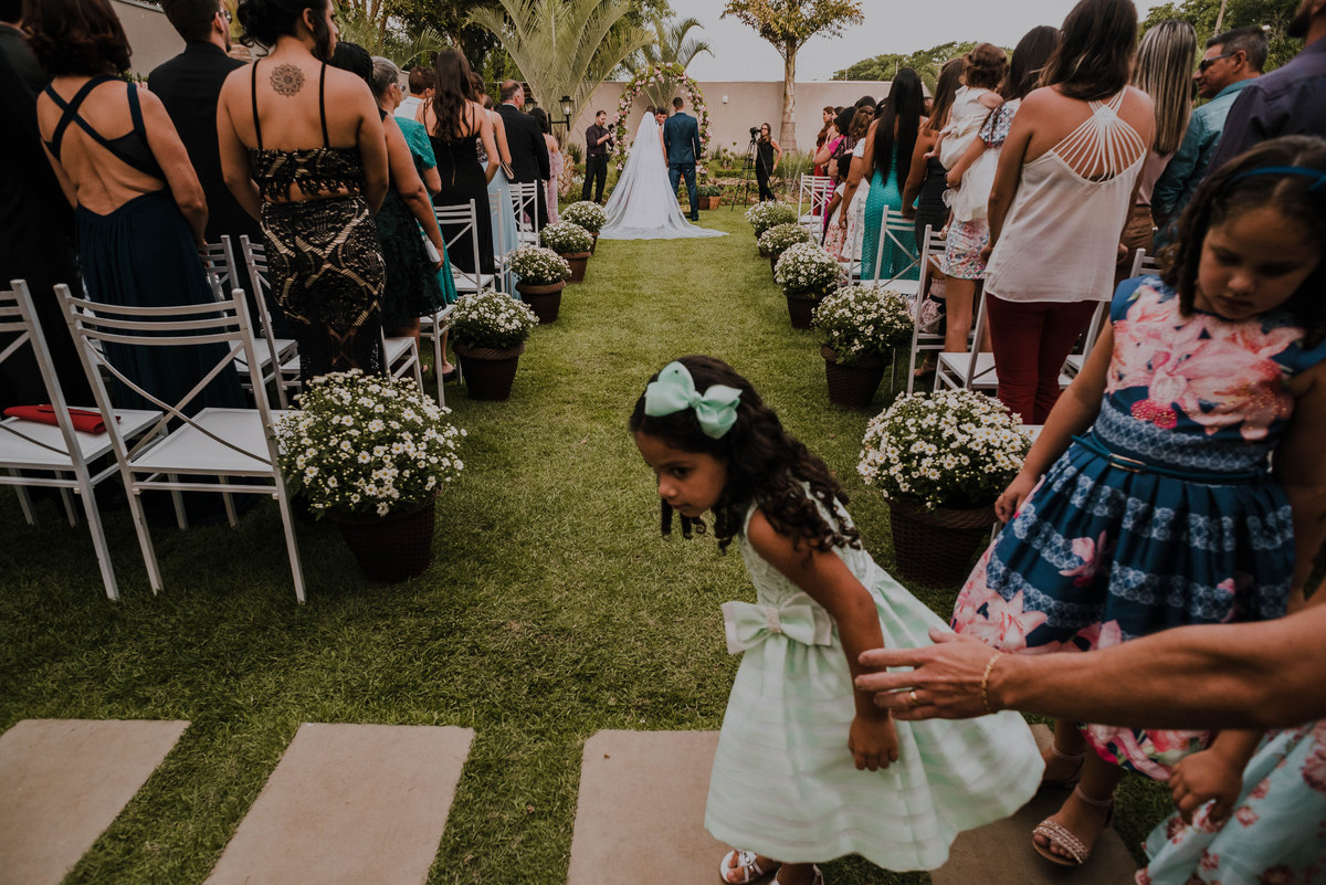 Casamento Larissa e Nino jogador do criciuma, nino jogador de futebol, fotos de casamento, rafael serra fotografo em mogi guaçu, rafael serra fotografia e cinema, casamento ao ar livre, espaço genesis mogi guaçu