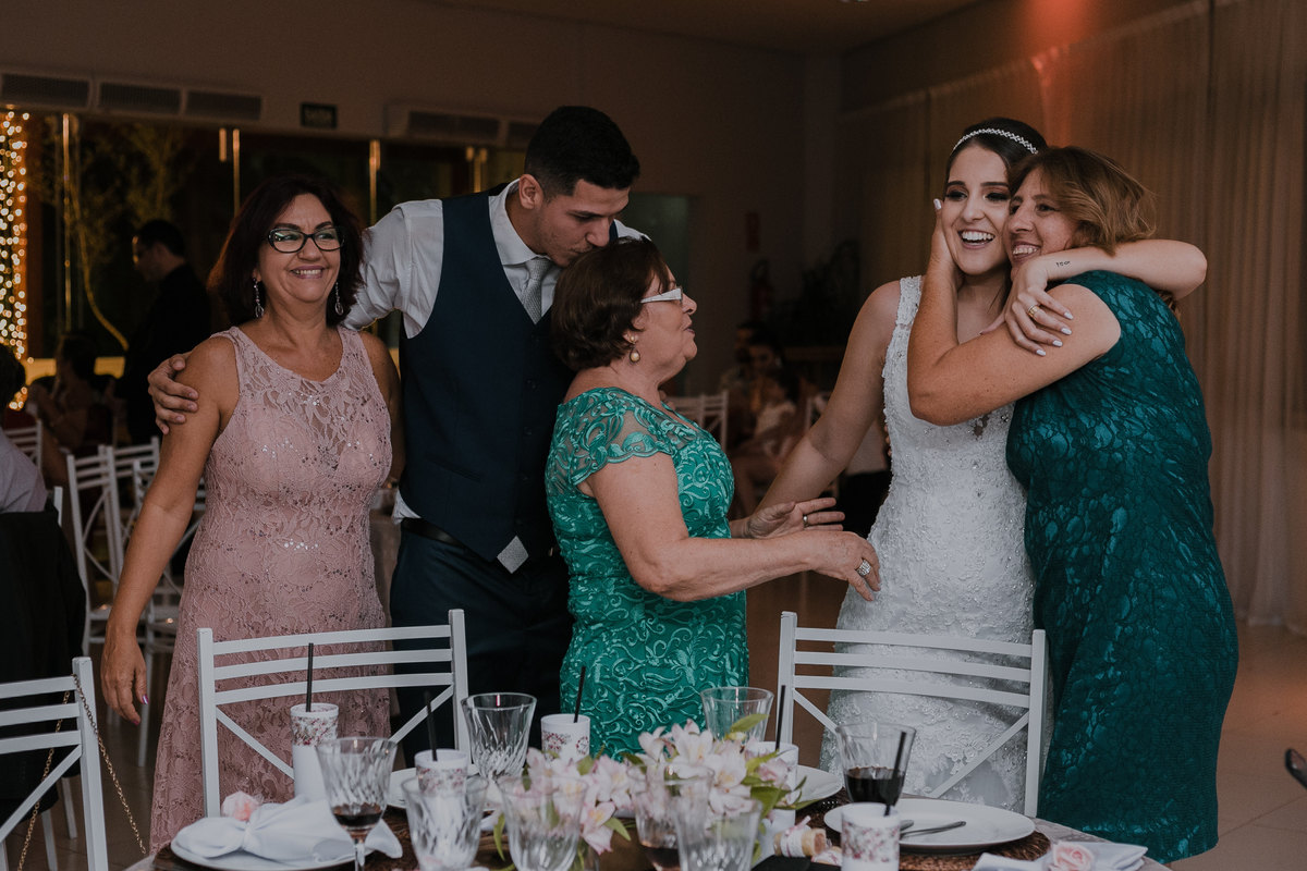 Casamento Larissa e Nino jogador do criciuma, nino jogador de futebol, fotos de casamento, rafael serra fotografo em mogi guaçu, rafael serra fotografia e cinema, casamento ao ar livre, espaço genesis mogi guaçu