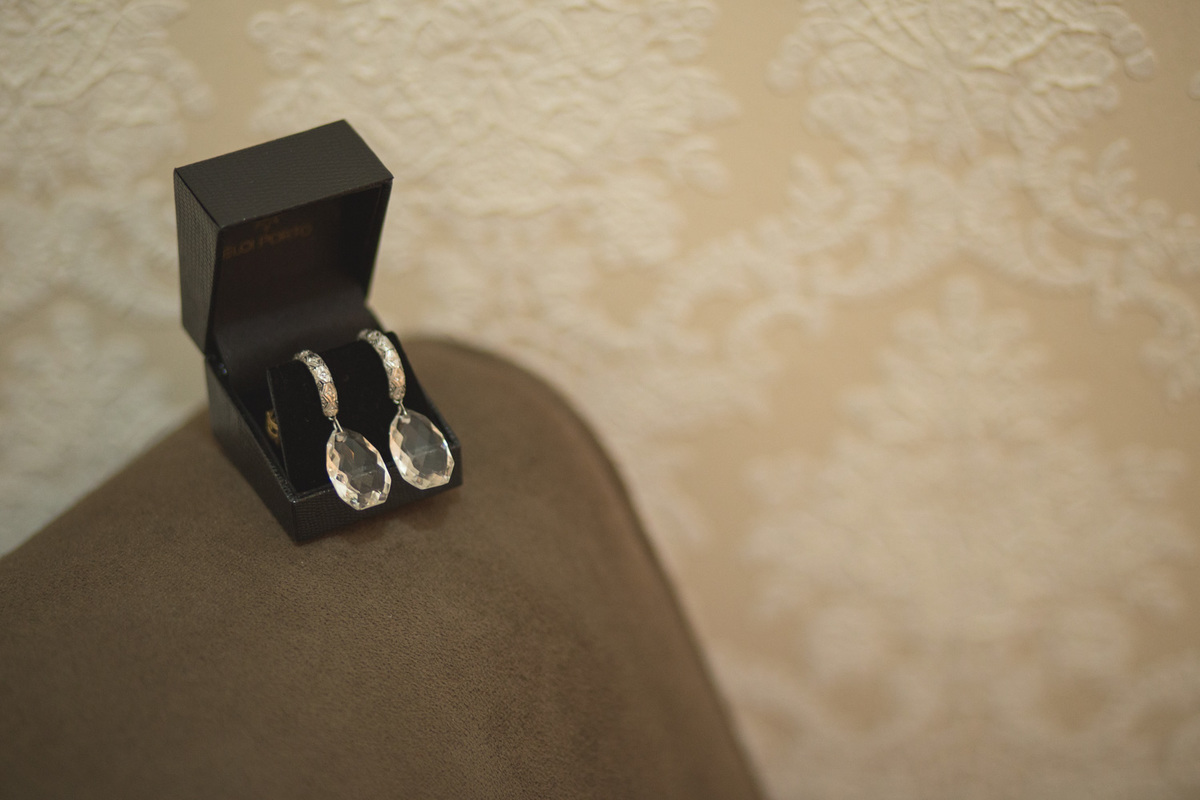 Rafael Serra Fotografo, noiva, casamento, Making of da noiva, making of no hotel, maquiagem noiva, l'elite, Brinco da noiva