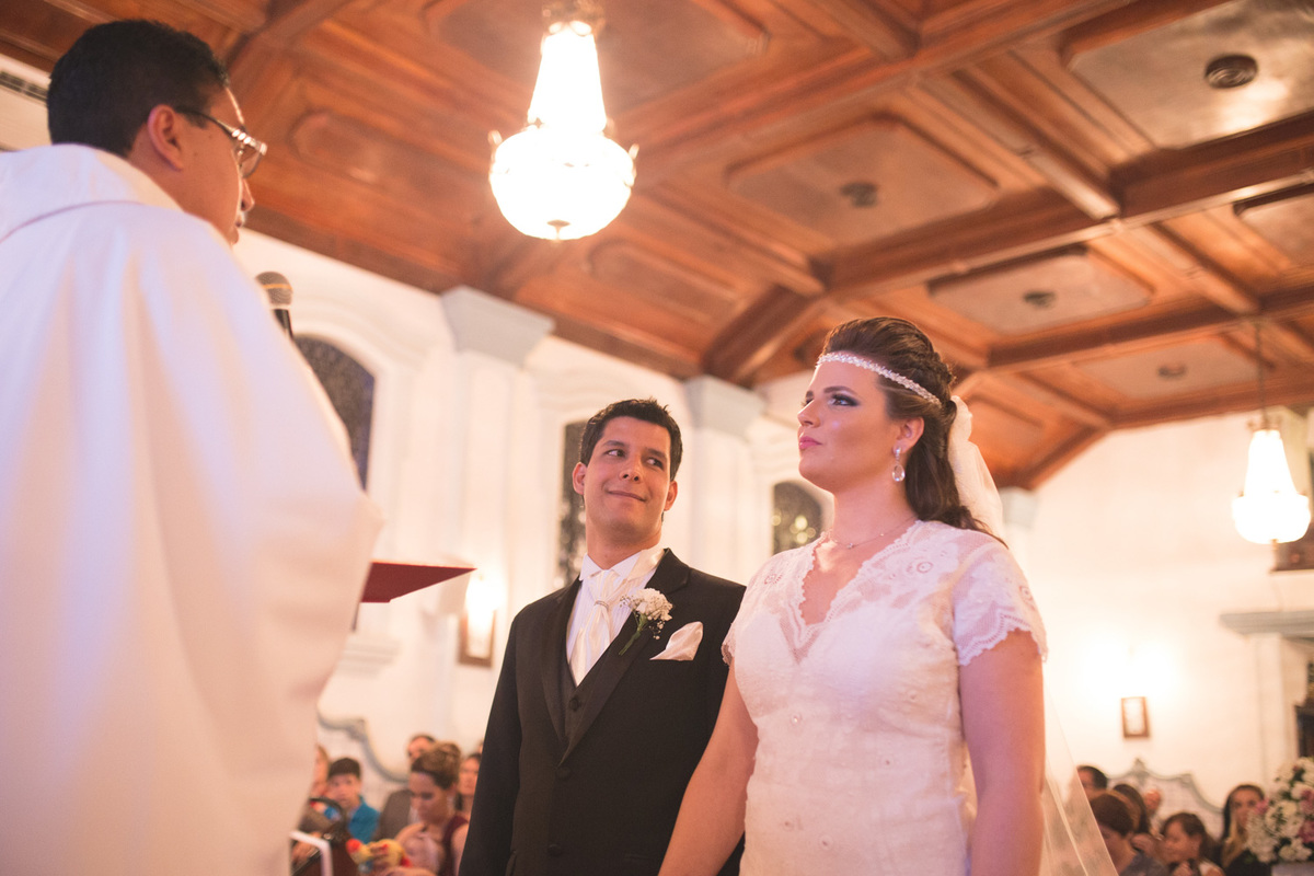 Rafael Serra Fotografo, casamento, leandro e ana paula, igreja são tomaz de aquino, campinas SP, escola de cadetes, entrada da noiva