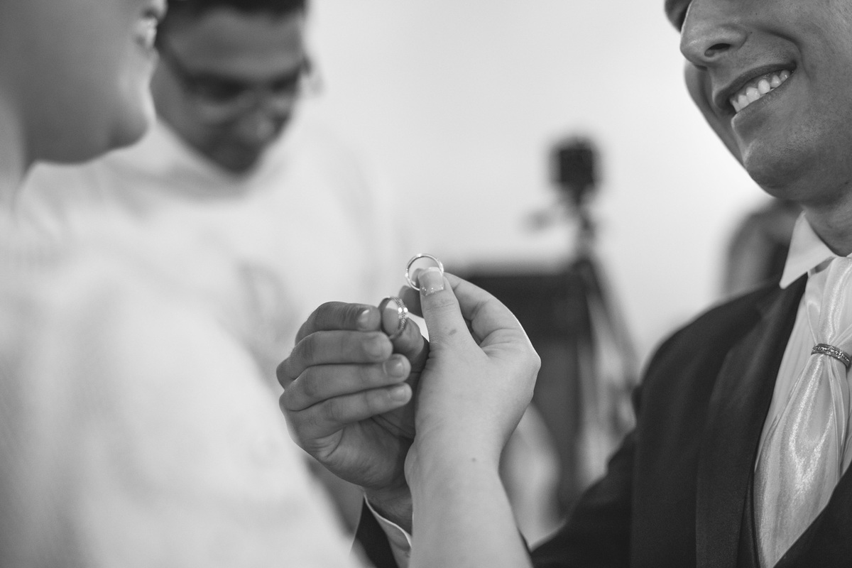 Rafael Serra Fotografo, casamentos, leandro e ana paula, igreja são tomaz de aquino, campinas SP, escola de cadetes, entrada da noiva, casamento dos sonhos, casamento lindo, fotografia criativa, troca de alianças, alianças
