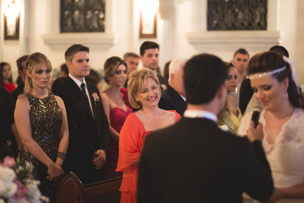 Rafael Serra Fotografo, casamentos, leandro e ana paula, igreja são tomaz de aquino, campinas SP, escola de cadetes, entrada da noiva, casamento dos sonhos, casamento lindo, Benção nupcial