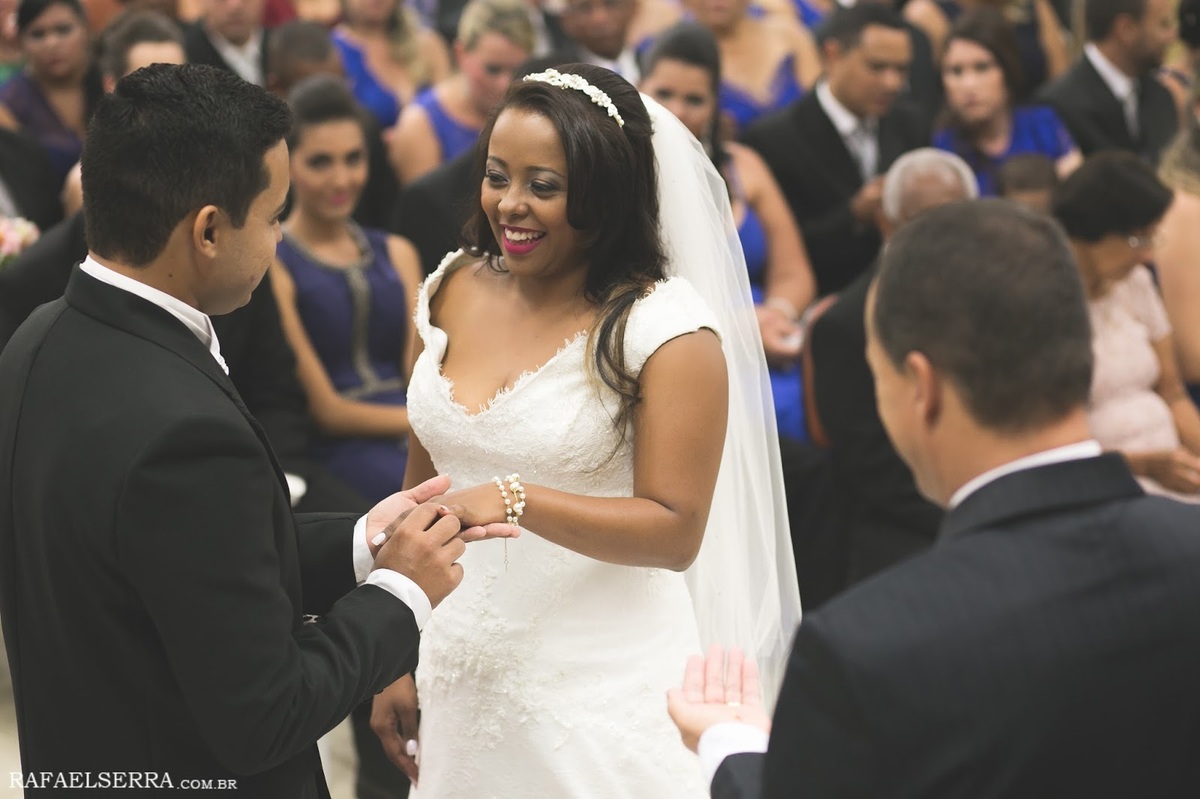 Rafael Serra Fotografo, noiva, casamento, Making of da noiva, lúmina centro de estética, maquiagem noiva, casamento lindo, fotografo de casamento, fotografo criativo, troca das alianças, sacramento do matrimonio, matrimonio, alian&cce