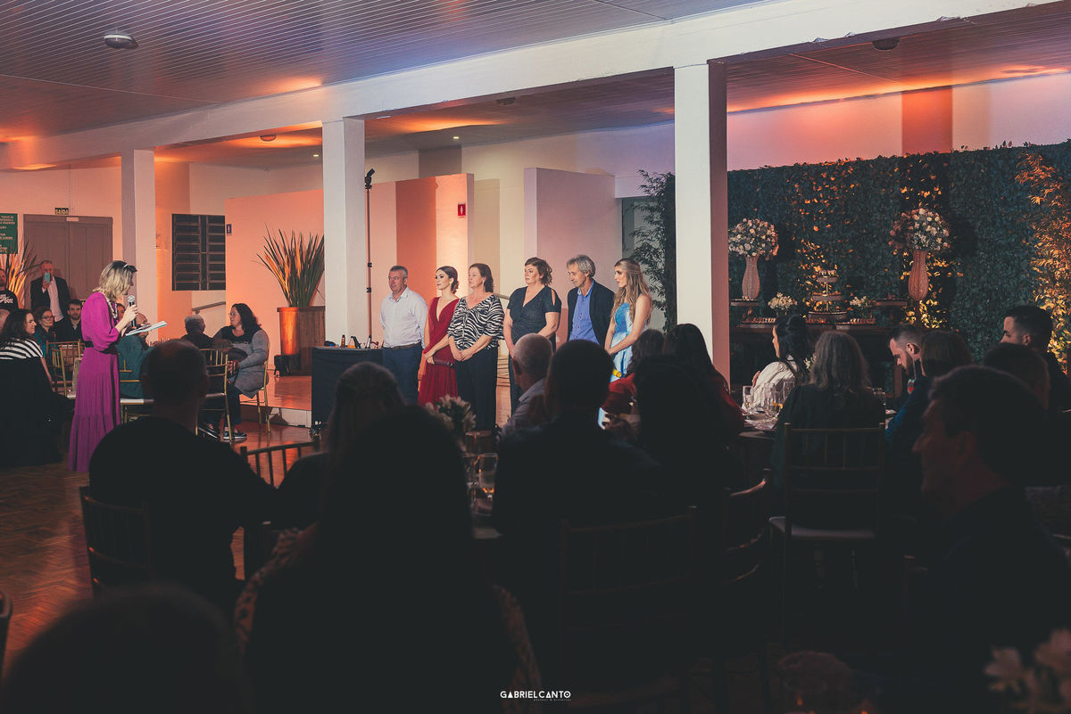 Conquista compartilhada em uma noite inesquecível em Marques de Souza.