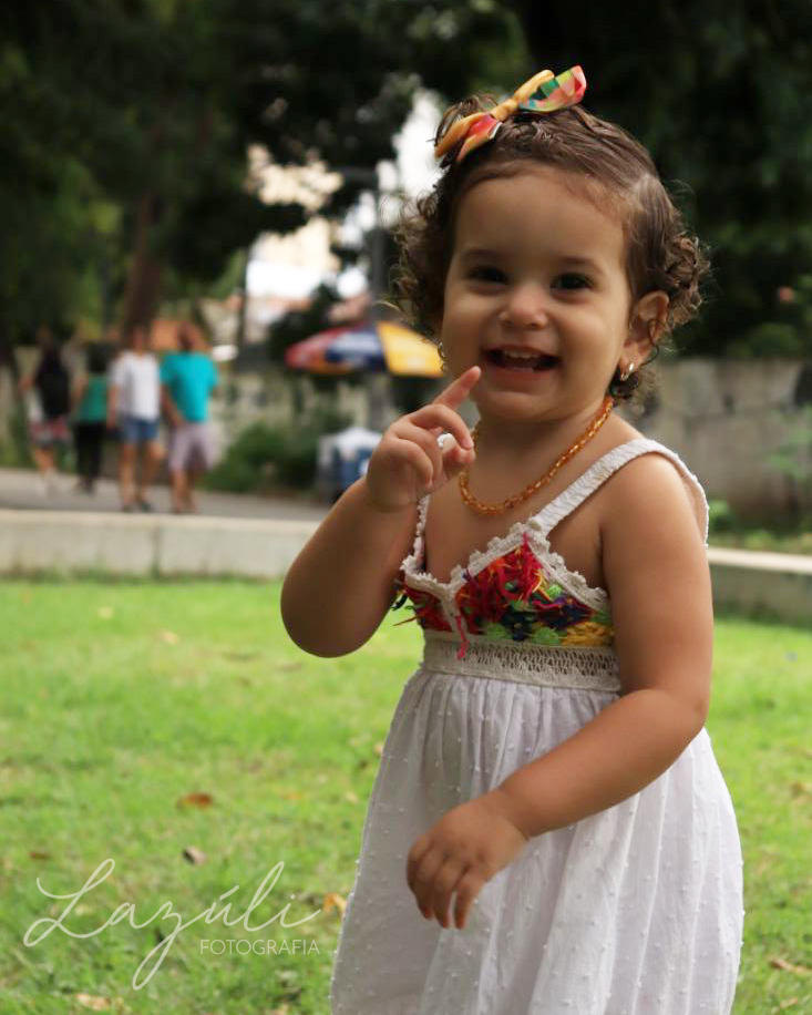 ensaio fotográfico infantil no Jardim do Baobá em Recife