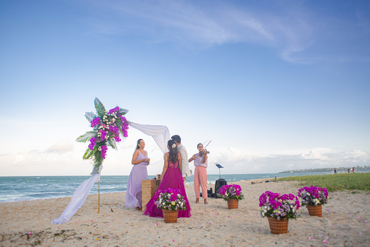 elopement wedding em porto de galinhas - casamento em porto de galinhas - fotografa de casamento em porto de galinhas - mini wedding em porto de galinhas - elopement wedding carneiros - praia dos carneiros - igrejinha de carneiros - maquiadora em porto