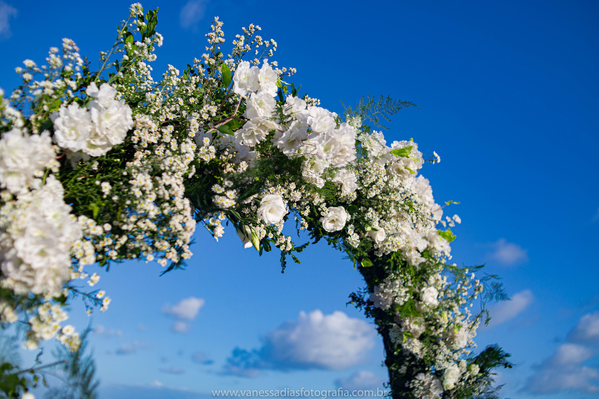 elopement wedding em porto de galinhas - casamento em porto de galinhas - fotografa de casamento em porto de galinhas - mini wedding em porto de galinhas - elopement wedding carneiros - praia dos carneiros - maquiadora em Maragogi - violinista em porto