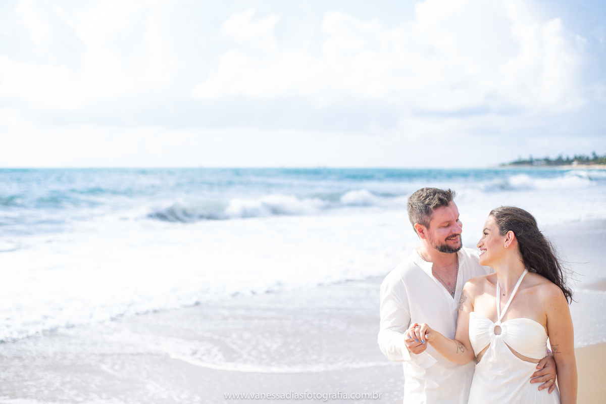 Ensaio em porto de galinhas - fotografo igrejinha de carneiros - ensaio na igrejinha de carneiros - ensaio em maragogi - fotografa em maragogi - ensaio em maracaipe - ensaio em carneiros - fotografo em carneiros - ensaio no coqueiral de maracaipe - maraca
