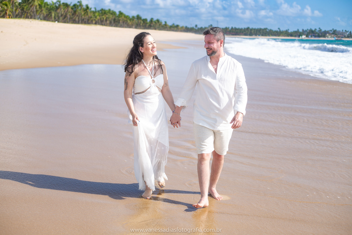 Ensaio em porto de galinhas - fotografo igrejinha de carneiros - ensaio na igrejinha de carneiros - ensaio em maragogi - fotografa em maragogi - ensaio em maracaipe - ensaio em carneiros - fotografo em carneiros - ensaio no coqueiral de maracaipe - maraca