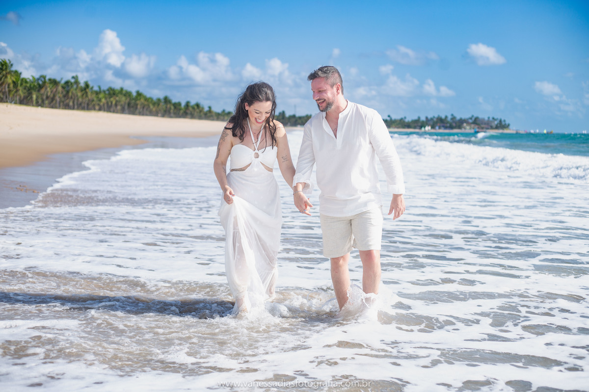 Ensaio em porto de galinhas - fotografo igrejinha de carneiros - ensaio na igrejinha de carneiros - ensaio em maragogi - fotografa em maragogi - ensaio em maracaipe - ensaio em carneiros - fotografo em carneiros - ensaio no coqueiral de maracaipe - maraca