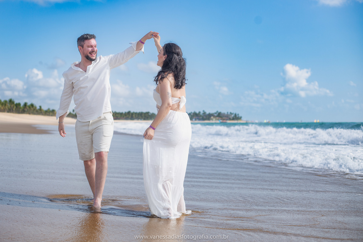 Ensaio em porto de galinhas - fotografo igrejinha de carneiros - ensaio na igrejinha de carneiros - ensaio em maragogi - fotografa em maragogi - ensaio em maracaipe - ensaio em carneiros - fotografo em carneiros - ensaio no coqueiral de maracaipe - maraca