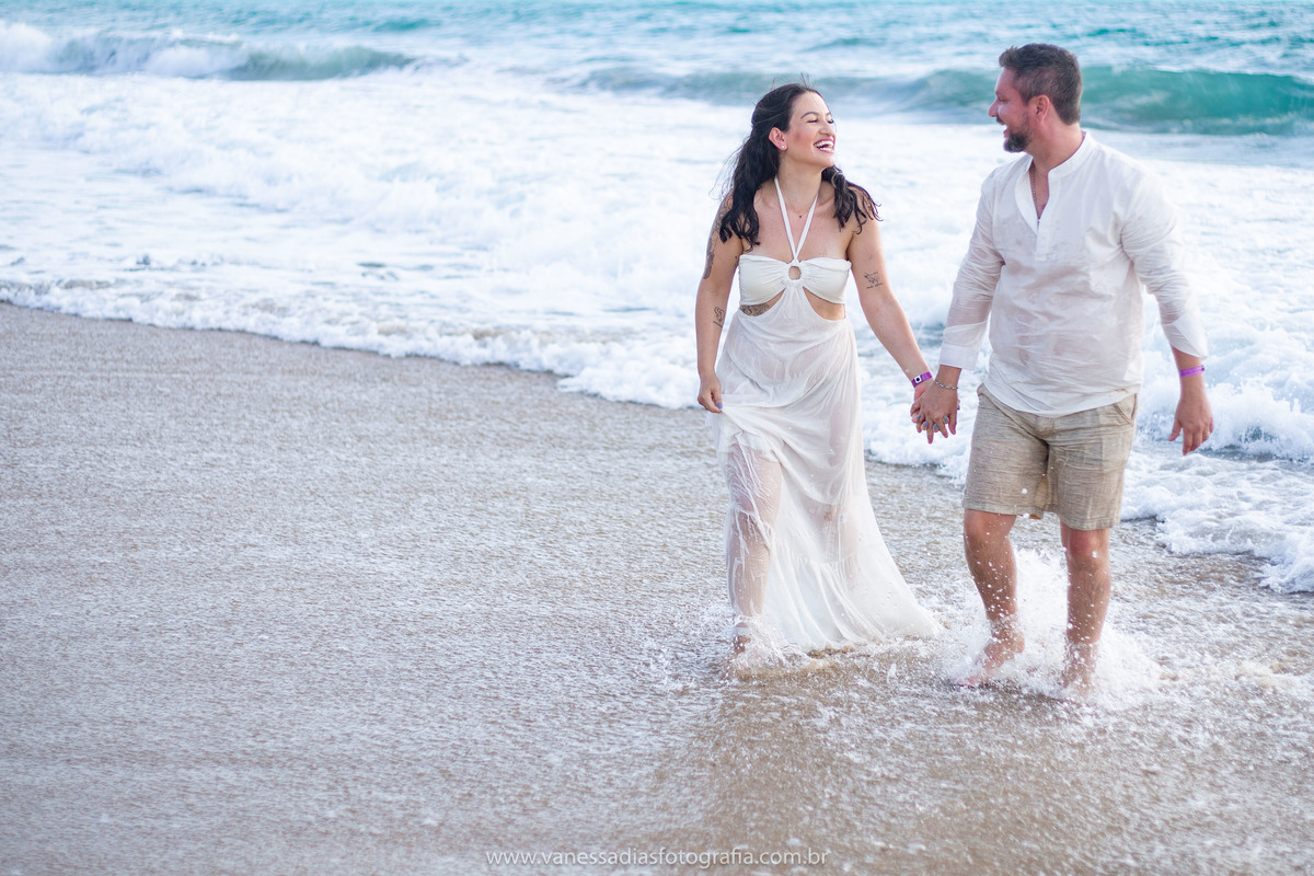 Ensaio em porto de galinhas - fotografo igrejinha de carneiros - ensaio na igrejinha de carneiros - ensaio em maragogi - fotografa em maragogi - ensaio em maracaipe - ensaio em carneiros - fotografo em carneiros - ensaio no coqueiral de maracaipe - maraca