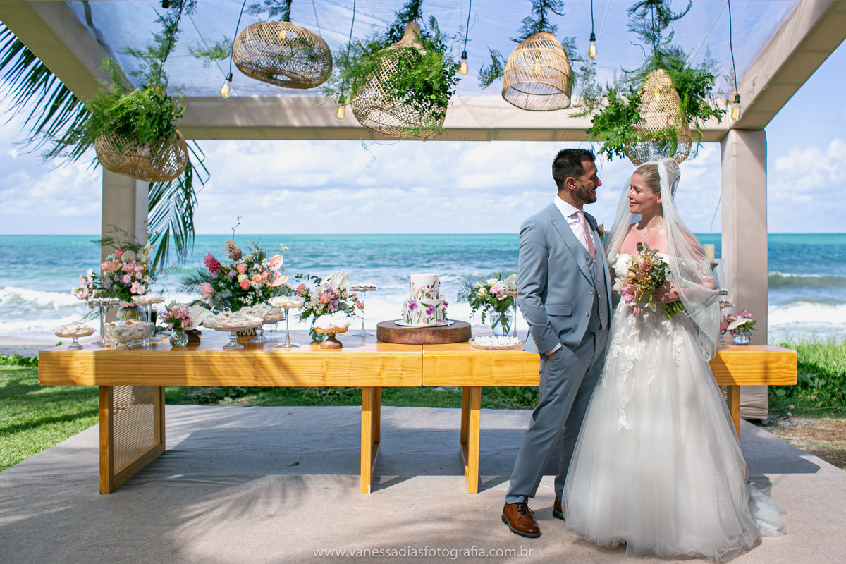 casar na igrejinha dos carneiros - casamento na igrejinha dos carneiros - igrejinha dos carneiros - fotografo na igrejinha dos carneiros - ensaio na igrejinha dos carneiros - ensaio de casal na igrejinha dos carneiros - praia de tamandare Pernambuco 