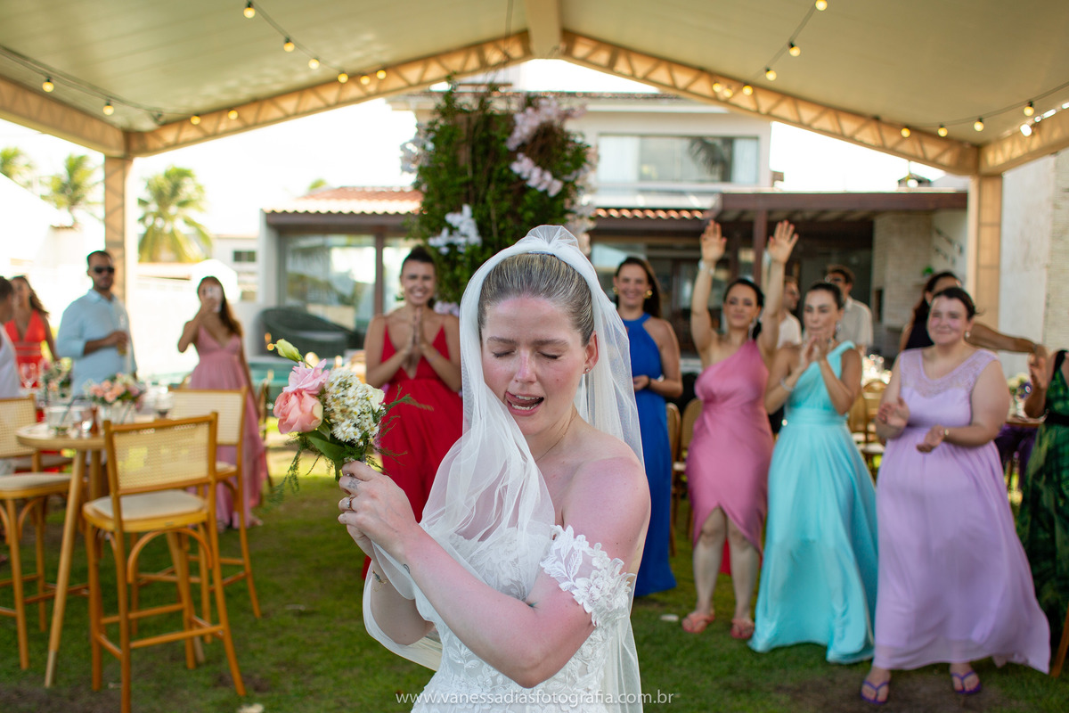 casar na igrejinha dos carneiros - casamento na igrejinha dos carneiros - igrejinha dos carneiros - fotografo na igrejinha dos carneiros - ensaio na igrejinha dos carneiros - ensaio de casal na igrejinha dos carneiros - praia de tamandare Pernambuco 
