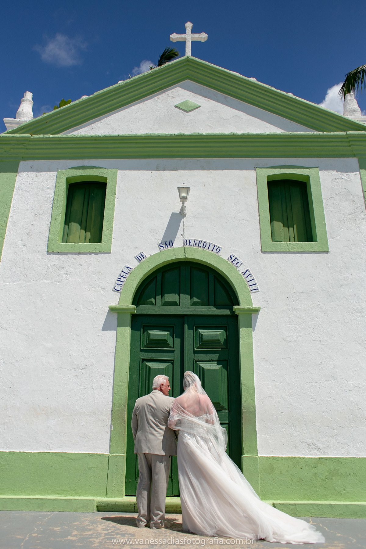 casar na igrejinha dos carneiros - casamento na igrejinha dos carneiros - igrejinha dos carneiros - fotografo na igrejinha dos carneiros - ensaio na igrejinha dos carneiros - ensaio de casal na igrejinha dos carneiros - praia de tamandare Pernambuco 