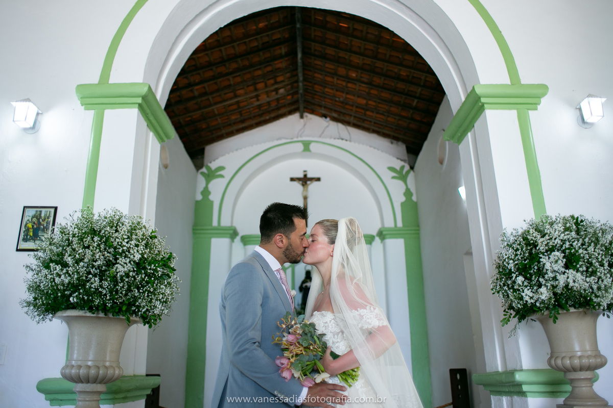 casar na igrejinha dos carneiros - casamento na igrejinha dos carneiros - igrejinha dos carneiros - fotografo na igrejinha dos carneiros - ensaio na igrejinha dos carneiros - ensaio de casal na igrejinha dos carneiros - praia de tamandare Pernambuco 