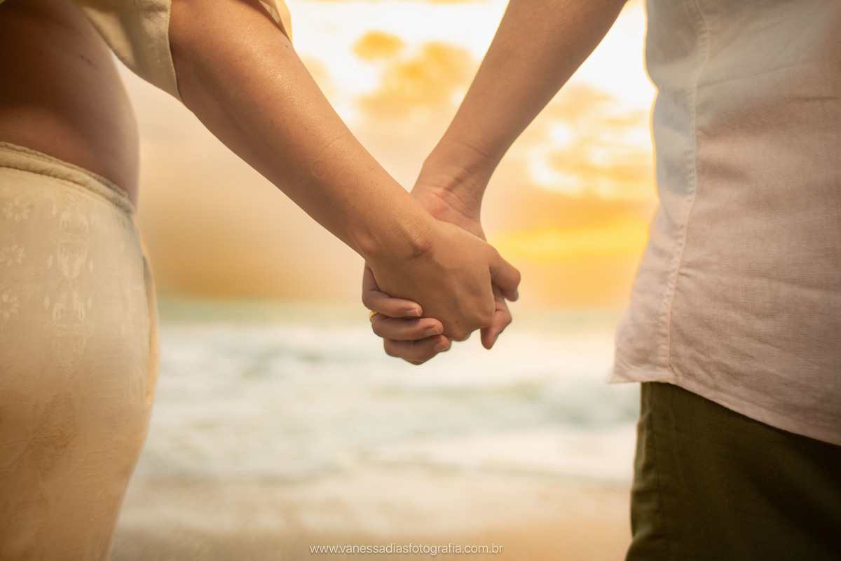 ensaio nascer do sol porto de galinhas - ensaio gestante porto de galinhas - fotografo de gestante porto de galinhas - fotografia porto de galinhas - ensaio pontal de maracaipe - ensaio de gestante no pontal de maracaipe - xalés de maracaipe - maracaipe