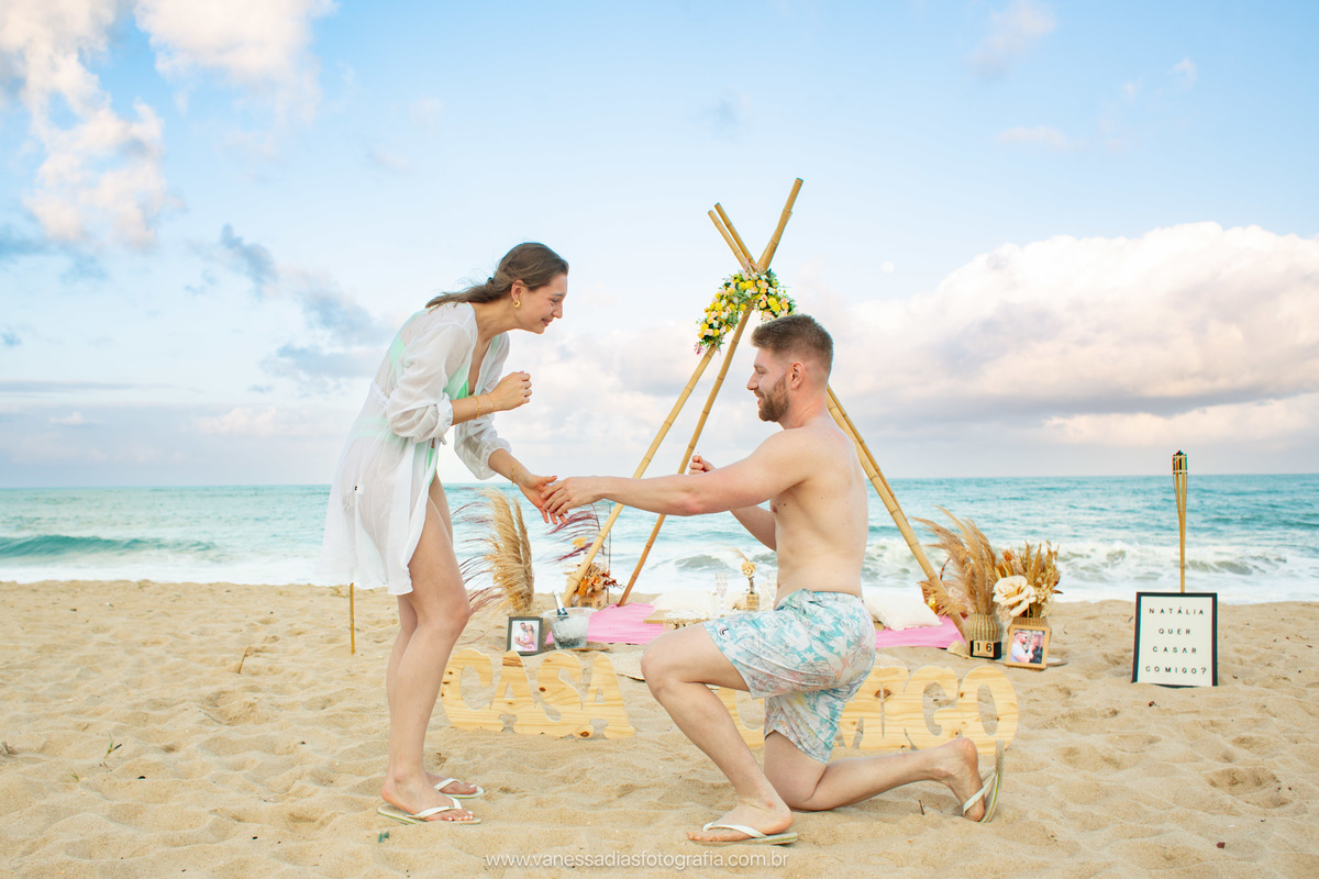 pedido de casamento surpresa porto de galinhas - pedido de casamento surpresa carneiros - pedido de casamento surpresa maracaipe - decoracao para pedido de casamento surpresa em porto de galinhas - fotografo de casamento surpresa porto de galinhas