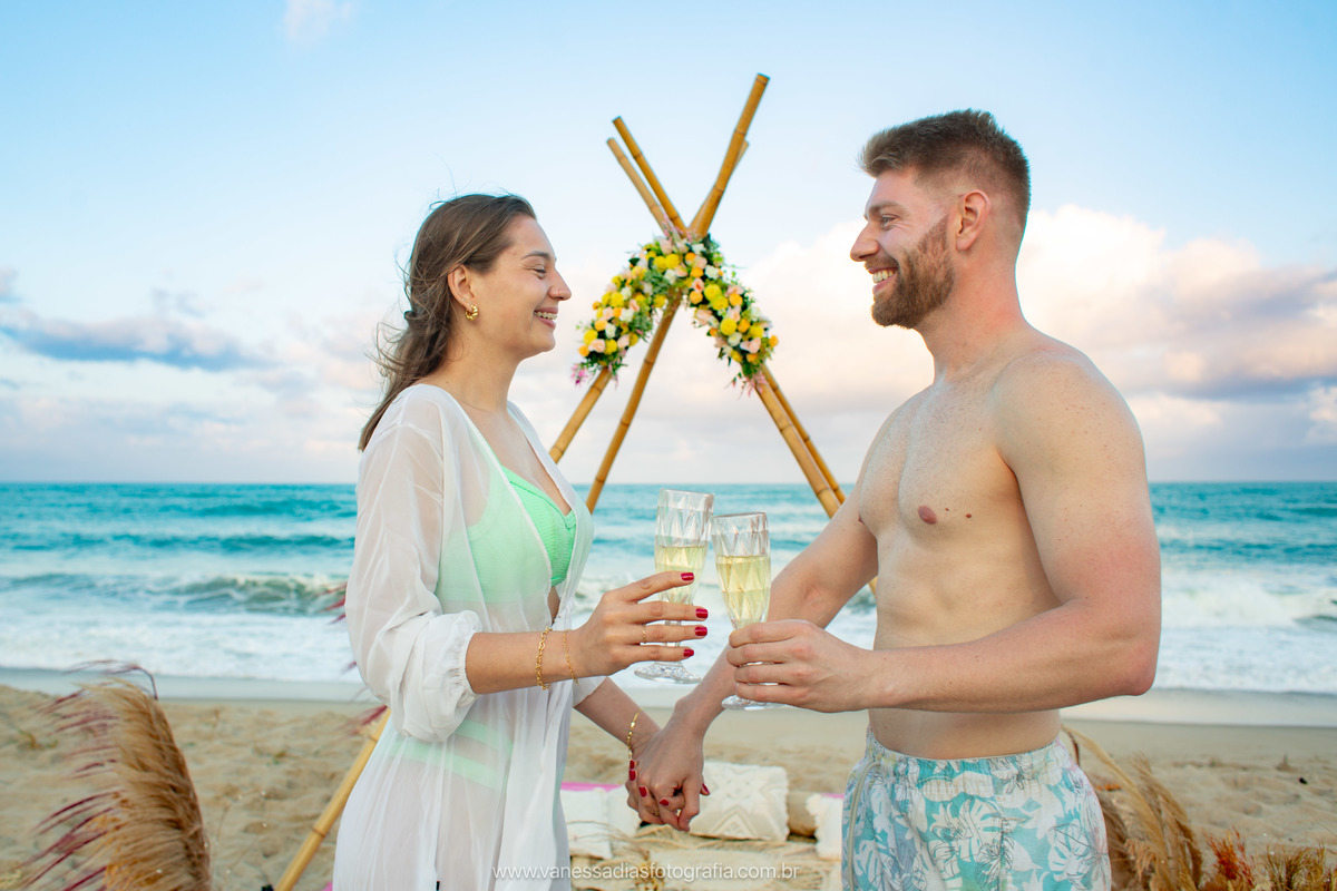 pedido de casamento surpresa porto de galinhas - pedido de casamento surpresa carneiros - pedido de casamento surpresa maracaipe - decoracao para pedido de casamento surpresa em porto de galinhas - fotografo de casamento surpresa porto de galinhas