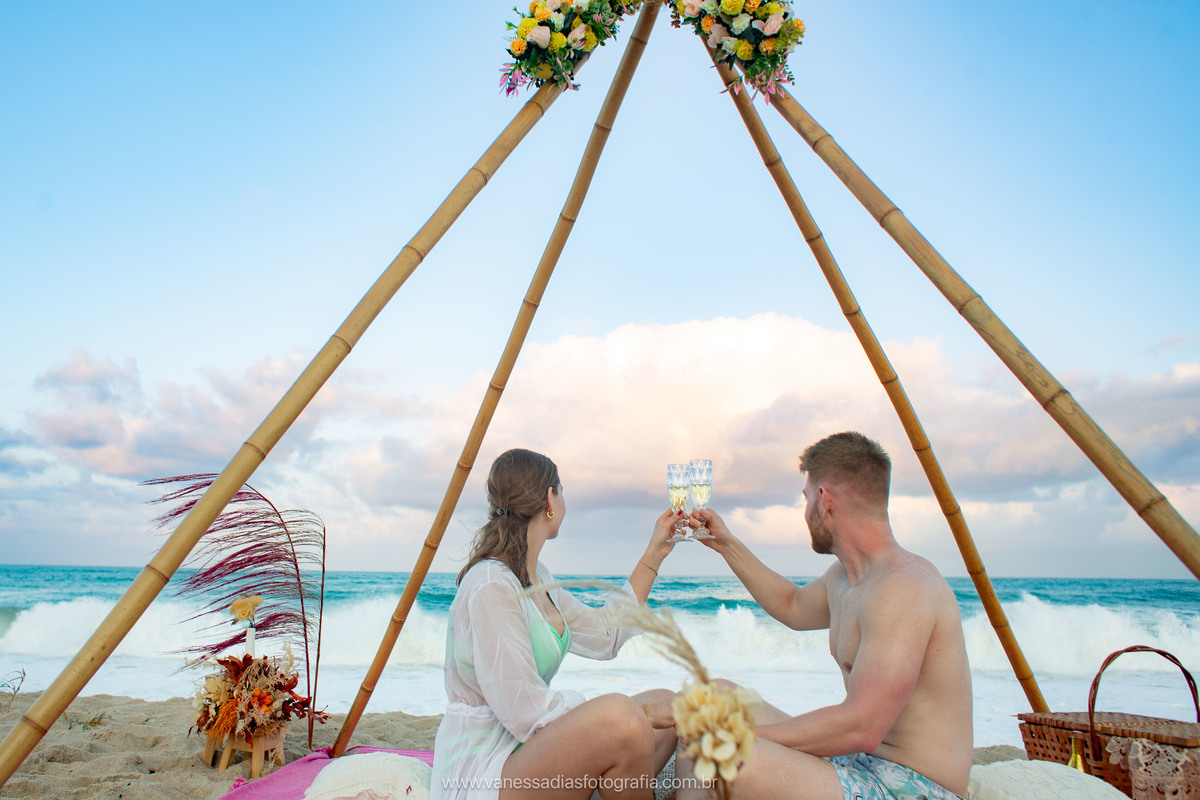 pedido de casamento surpresa porto de galinhas - pedido de casamento surpresa carneiros - pedido de casamento surpresa maracaipe - decoracao para pedido de casamento surpresa em porto de galinhas - fotografo de casamento surpresa porto de galinhas