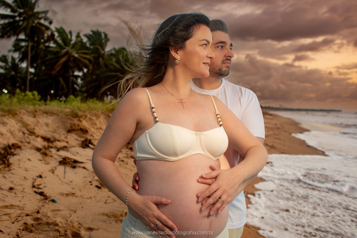 ensaio fotografico na praia do paiva - ensaio de gestante no paiva - ensaio de gestante no nascer do sol na praia - fotografa na praia do paiva - fotografa em recife - fotografa em porto de galinhas - ensaio de gestante em porto de galinhas