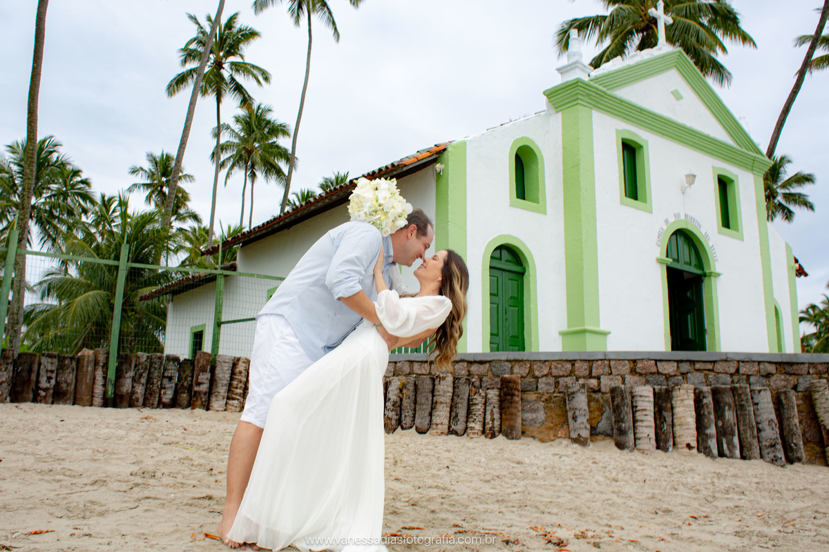renovacao de votos na igrejinha dos carneiros - fotografo na igrejinha dos carneiros - igrejinha dos carneiros - ensaio de casal na igrejinha dos carneiros - casamento na igrejinha dos carneiros -  igrejinha dos carneiros tamandaré pernambuco - Carneiros