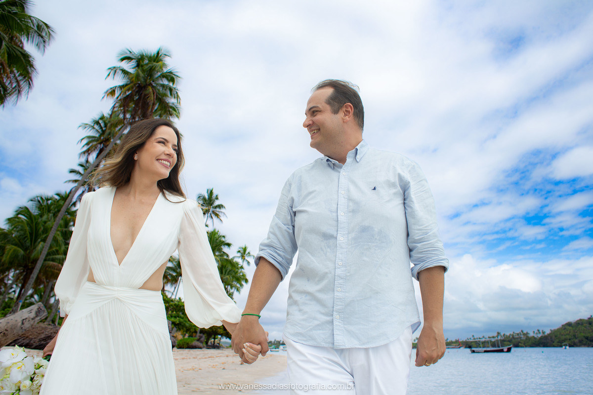 renovacao de votos na igrejinha dos carneiros - fotografo na igrejinha dos carneiros - igrejinha dos carneiros - ensaio de casal na igrejinha dos carneiros - casamento na igrejinha dos carneiros -  igrejinha dos carneiros tamandaré pernambuco - Carneiros
