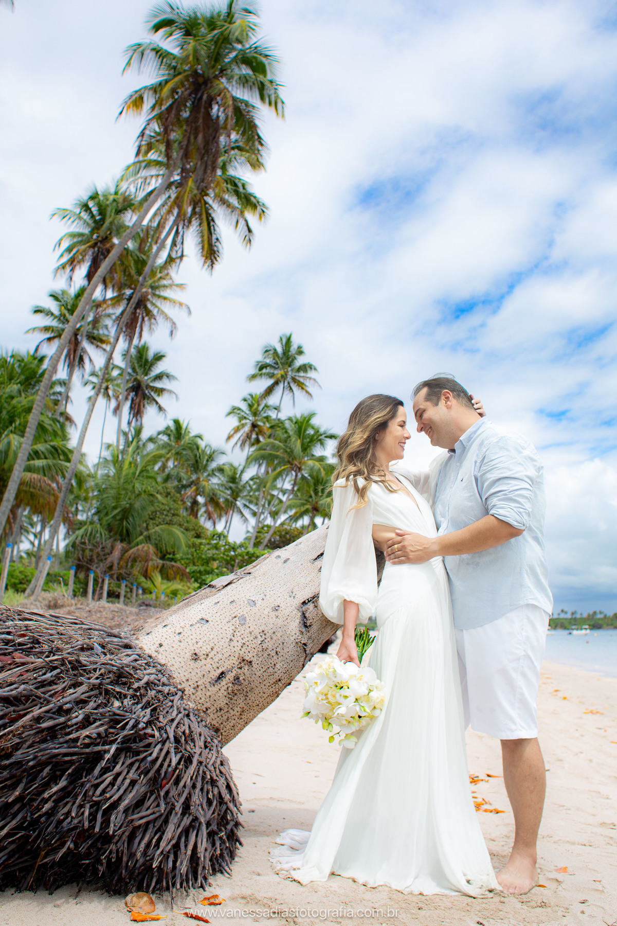 renovacao de votos na igrejinha dos carneiros - fotografo na igrejinha dos carneiros - igrejinha dos carneiros - ensaio de casal na igrejinha dos carneiros - casamento na igrejinha dos carneiros -  igrejinha dos carneiros tamandaré pernambuco - Carneiros