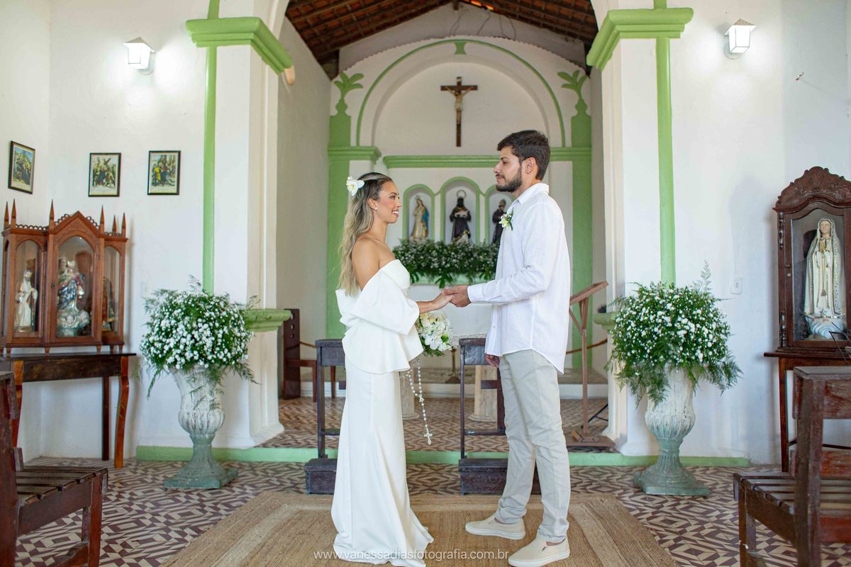 destination wedding igrejinha dos carneiros - casar na igrejinha dos carneiros - casamento na igrejinha dos carneiros - fotografo igrejinha dos carneiros - casar na igreja da praia dos carneiros em tamandare pernambuco - como casar na igreja dos carneiros