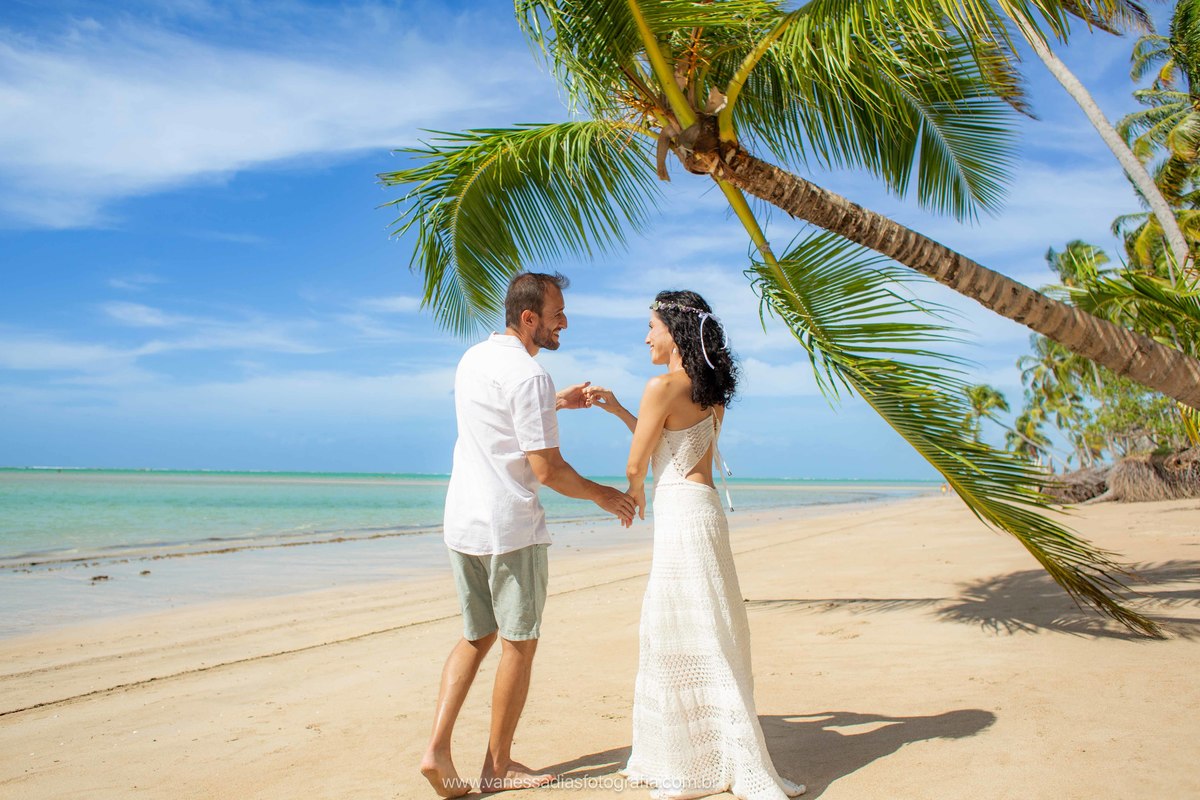 ensaio de casal em maragogi - ensaio fotografico praia de maragogi alagoas - ensaio de casal em porto de galinhas - praia de maragogi Alagoas - fotografo em maragogi Alagoas - fotografa maragogi alagoas - renovação de votos em maragogi alagoas- Maragogi 
