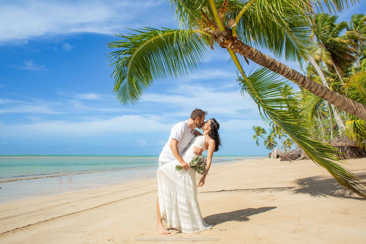 ensaio de casal em maragogi - ensaio fotografico praia de maragogi alagoas - ensaio de casal em porto de galinhas - praia de maragogi Alagoas - fotografo em maragogi Alagoas - fotografa maragogi alagoas - renovação de votos em maragogi alagoas- Maragogi 
