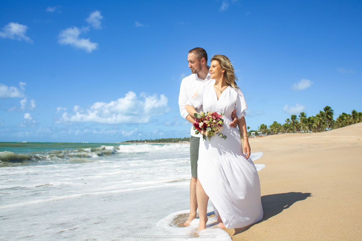 ensaio de casal em porto de galinhas - fotografo de casal em porto de galinhas - ensaio fotografico em porto de galinhas - ensaio fotografico em maracaipe - coqueiral de maracaipe - fotografa em porto de galinhas - fotografo em maragogi - maragogi alagoas