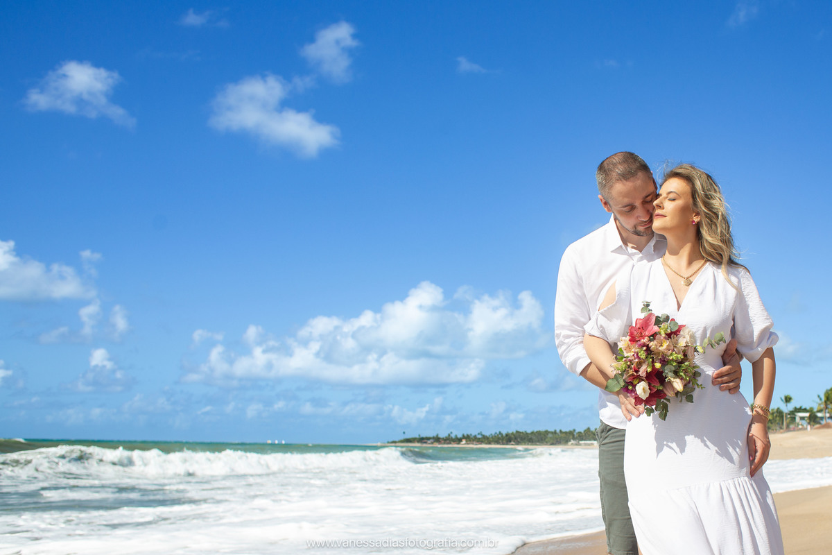 ensaio de casal em porto de galinhas - fotografo de casal em porto de galinhas - ensaio fotografico em porto de galinhas - ensaio fotografico em maracaipe - coqueiral de maracaipe - fotografa em porto de galinhas - fotografo em maragogi - maragogi alagoas