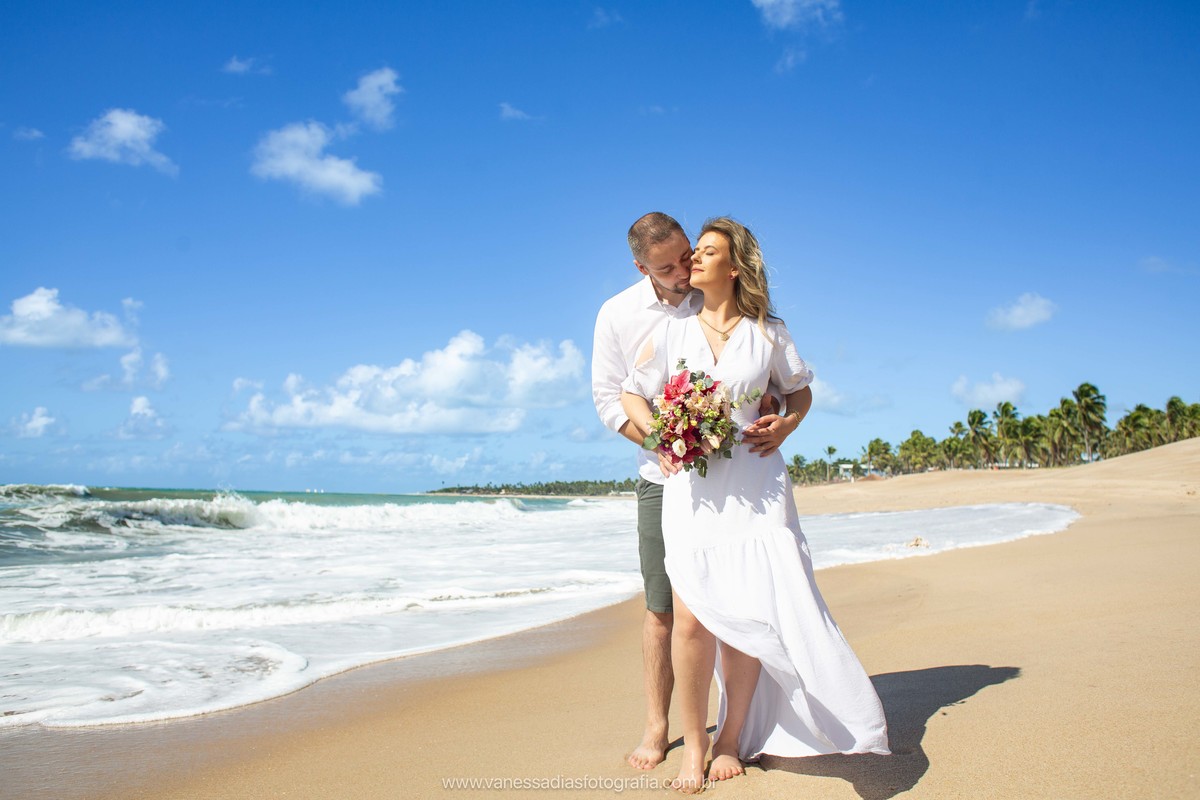 ensaio de casal em porto de galinhas - fotografo de casal em porto de galinhas - ensaio fotografico em porto de galinhas - ensaio fotografico em maracaipe - coqueiral de maracaipe - fotografa em porto de galinhas - fotografo em maragogi - maragogi alagoas