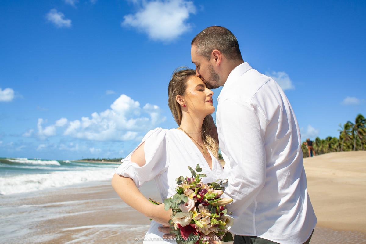 ensaio de casal em porto de galinhas - fotografo de casal em porto de galinhas - ensaio fotografico em porto de galinhas - ensaio fotografico em maracaipe - coqueiral de maracaipe - fotografa em porto de galinhas - fotografo em maragogi - maragogi alagoas