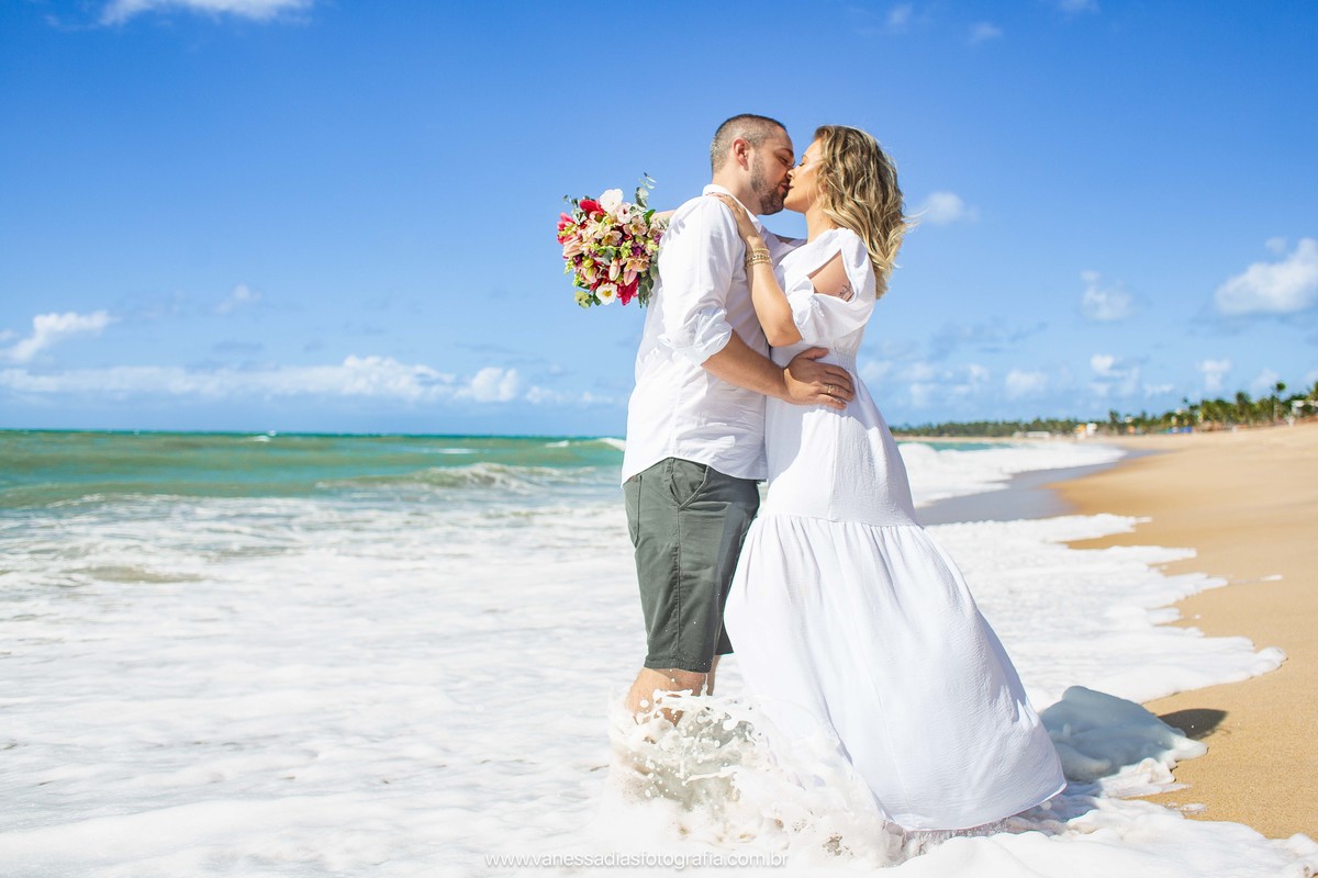 ensaio de casal em porto de galinhas - fotografo de casal em porto de galinhas - ensaio fotografico em porto de galinhas - ensaio fotografico em maracaipe - coqueiral de maracaipe - fotografa em porto de galinhas - fotografo em maragogi - maragogi alagoas
