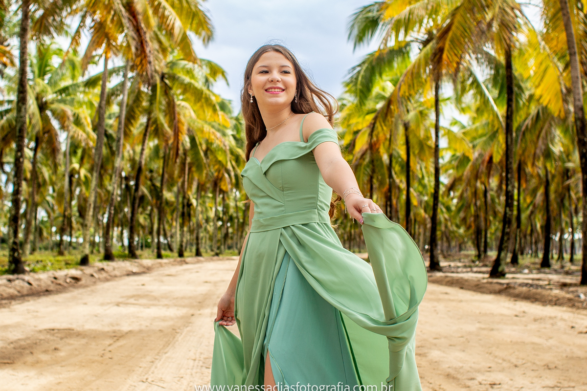 ensaio fotografico em porto de galinhas - ensaio de 15 anos em porto de galinhas - fotografo em porto de galinhas - praia de porto de galinhas - ensaio fotográfico no coqueiral de Maracaipe em porto de galinhas - ensaio de 15 anos em Maragogi alagoas
