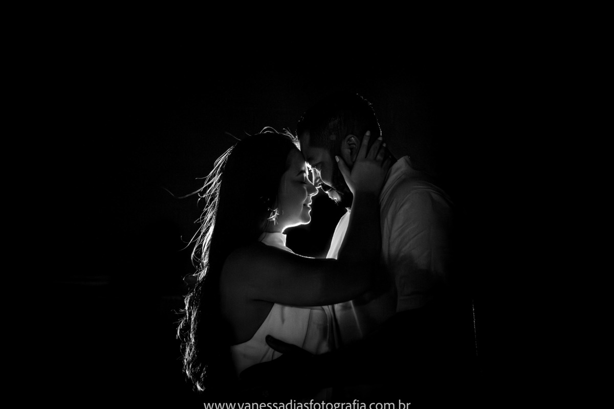 pedido de casamento surpresa em porto de galinhas - pedido de casamento noturno em porto de galinhas - empresa que monta cenário de pedido de casamento surpresa em porto de galinhas- fotografo de pedido de casamento em porto de galinhas- porto de galinhas