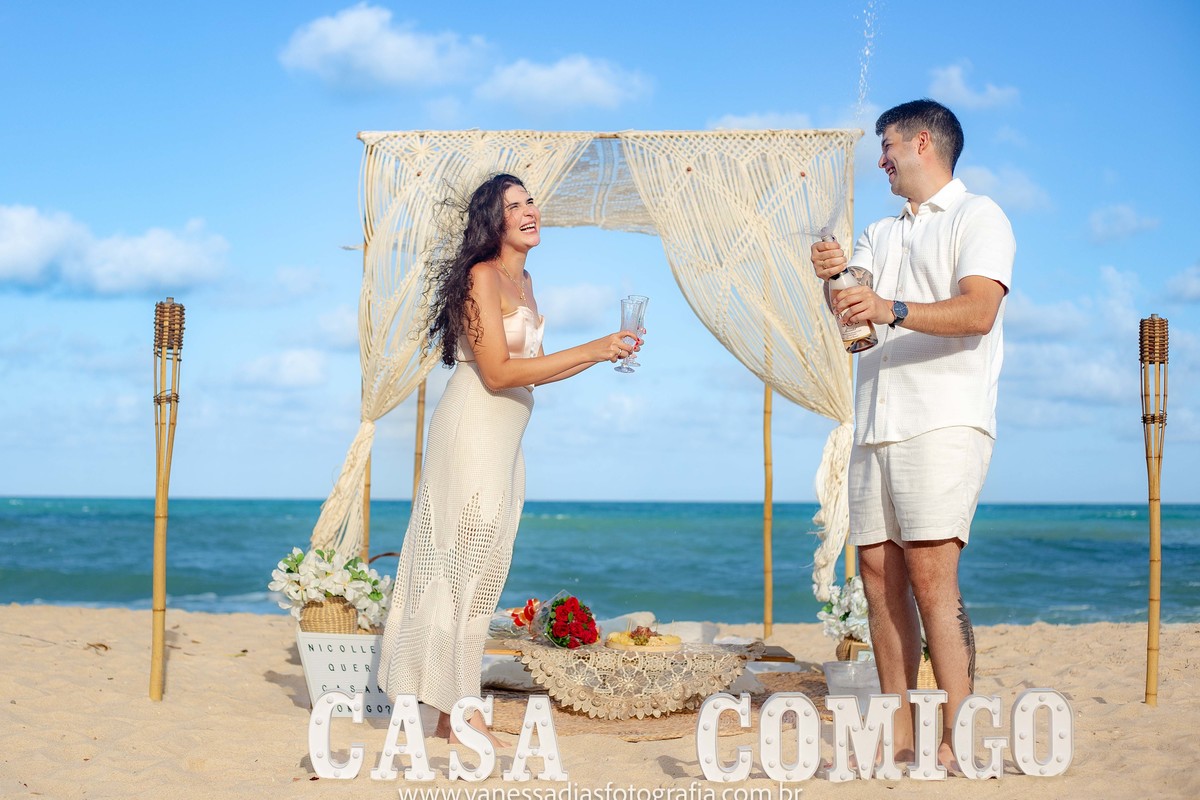 pedido de casamento surpresa em porto de galinhas - pedido de casamento surpresa em maracaipe - pedido de casamento surpresa em maragogi - pedido de casamento surpresa recife - pedido de casamento surpresa Ipojuca - decoraçao pedido de casamento surpresa