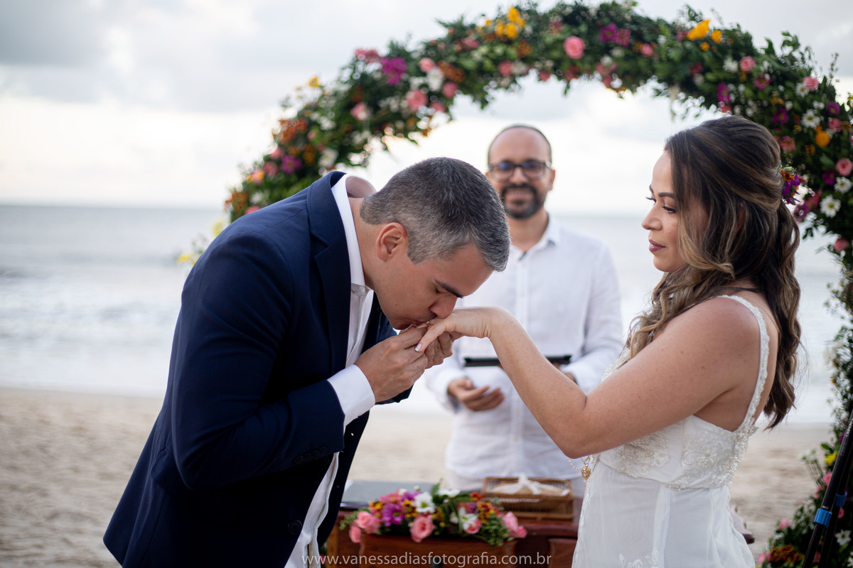 elopement wedding em porto de galinhas - violinista em porto de galinhas - elopement wedding nordeste - elopement wedding maracaipe - casamento na praia - destination wedding porto de galinhas - destionation wedding noronha - porto de galinhas - praia de 